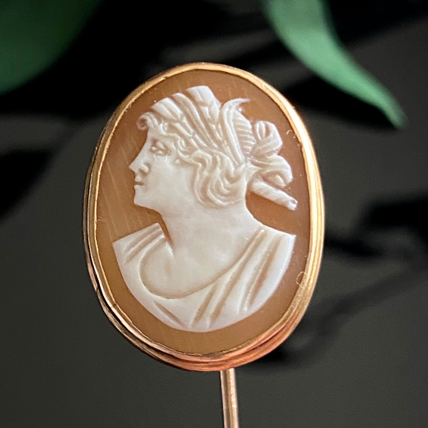 Antique Victorian 10k Gold Agate Greek Goddess Hera Cameo Stickpin