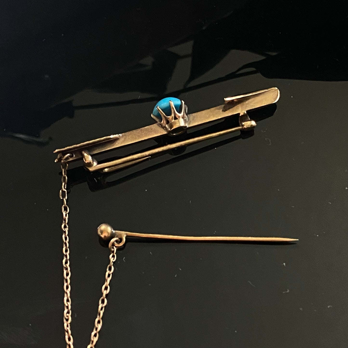 Victorian 14k Gold Turquoise Arrow Brooch