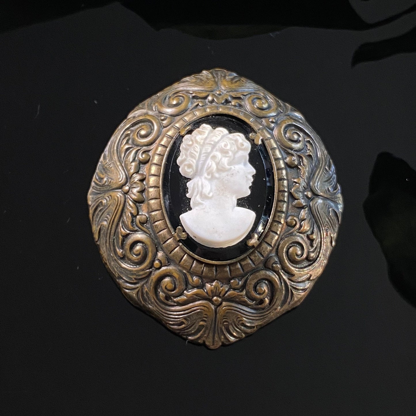 Vintage White & Black Glass Cameo Fur Clip