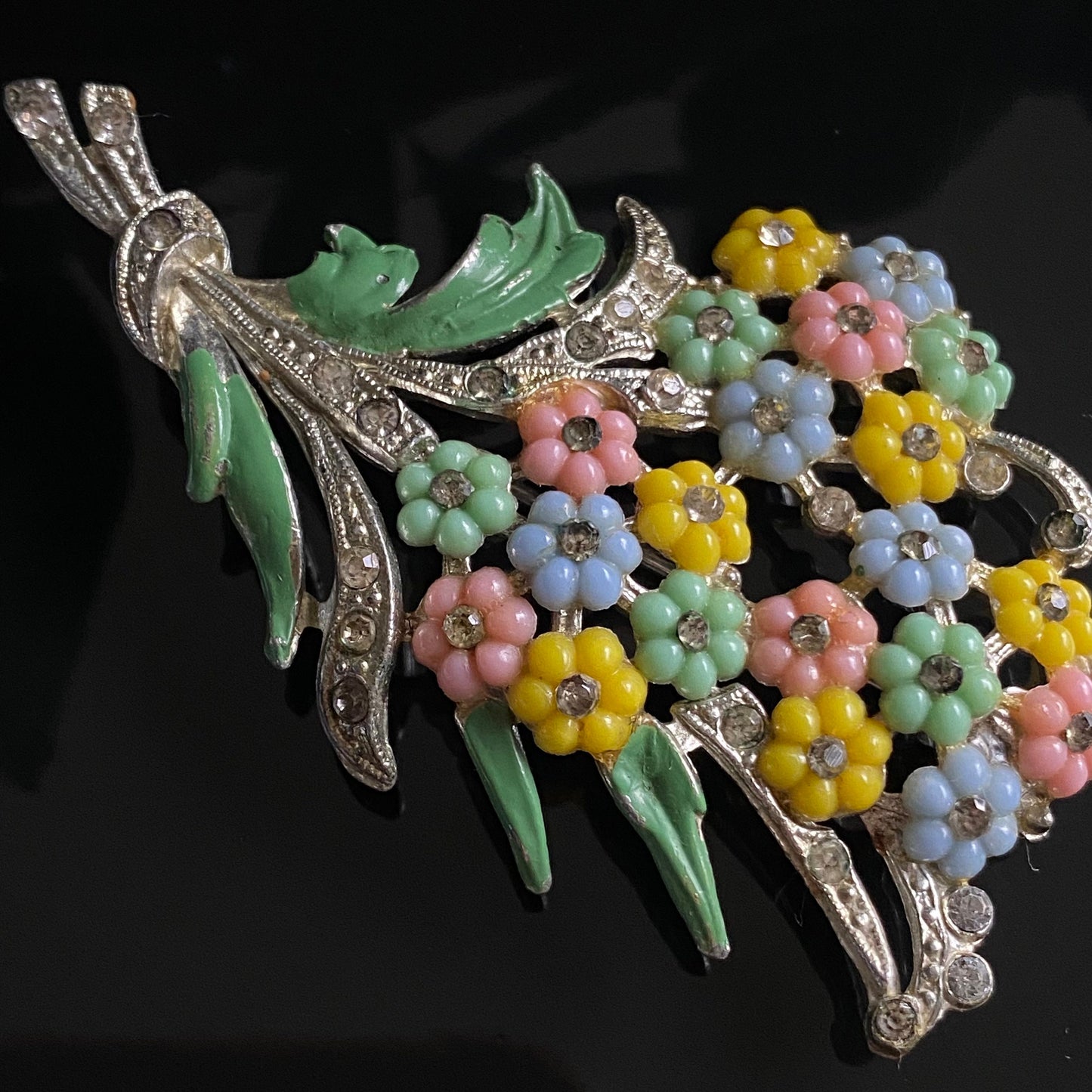 Retro Vintage 1940s Pot Metal Enamel Rhinestone Pastel Flower Bouquet Spray Brooch