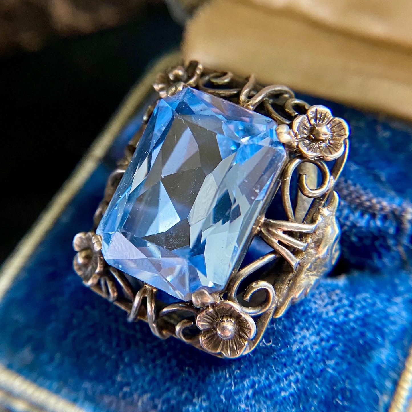 Antique 800 Silver Lab Blue Spinel Floral Arts & Crafts Ring Size 6.25