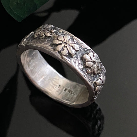 Vintage Sterling Silver Chunky Floral Band Ring Size 7