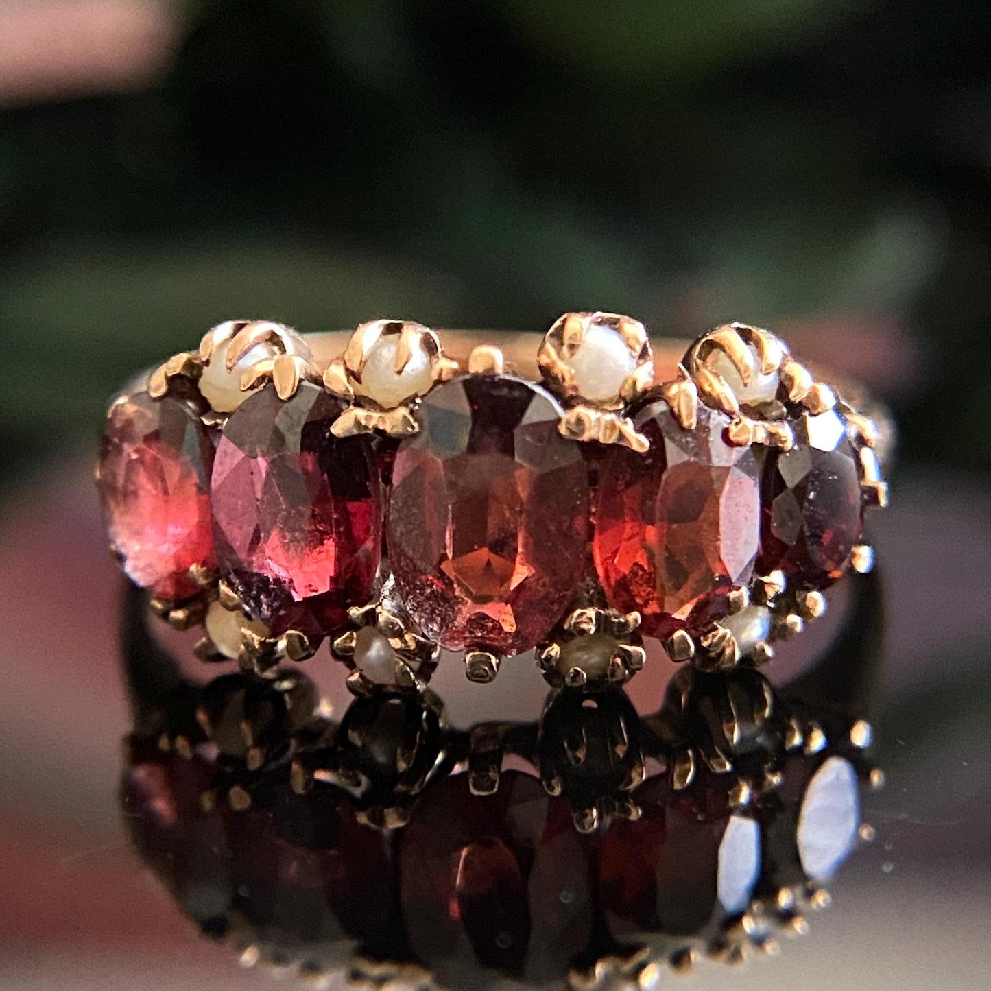 Victorian 10k Gold Garnet Seed Pearl Ring Size 6